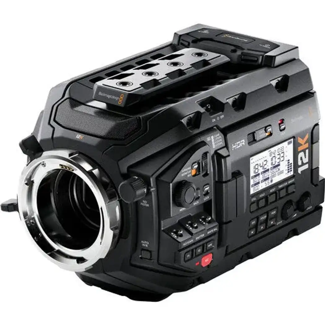   كاميرا Blackmagic Design URSA Mini Pro 12K مع OLPF
