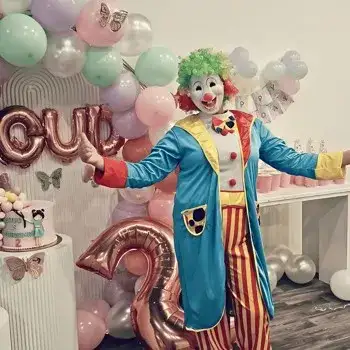 Mix Up Clown - Main image for rent | Estajer