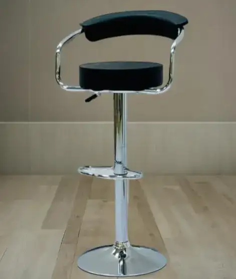 Modern tall bar stool with sturdy shiny chrome base - Image 2 for rent | Estajer