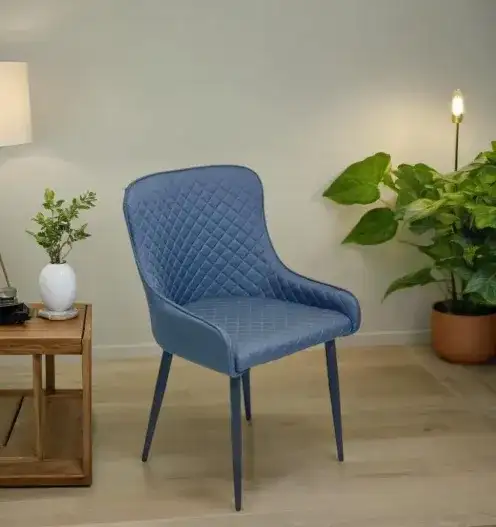 Modern blue chair with diamond-tufted back - Main image for rent | Estajer