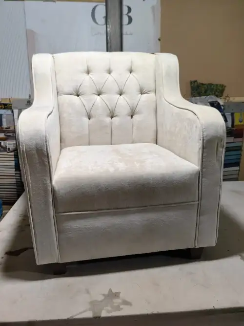Modern single beige sofa with side arms - Image 3 for rent | Estajer