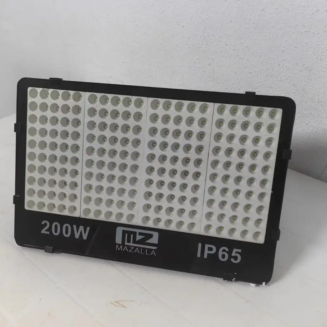كشاف كهربائي 200 واط LED