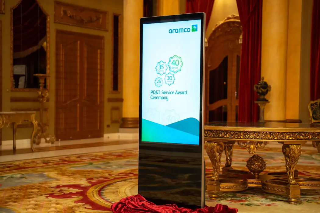Advertising screen for events and occasions