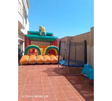 متاهة هوائية طول 8 العرض 4  للإيجار | استأجر