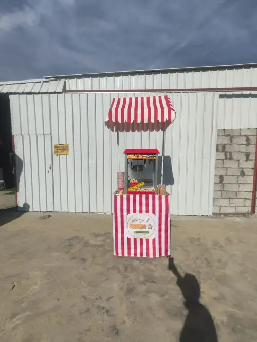 Popcorn Machine Table & Snacks 1482