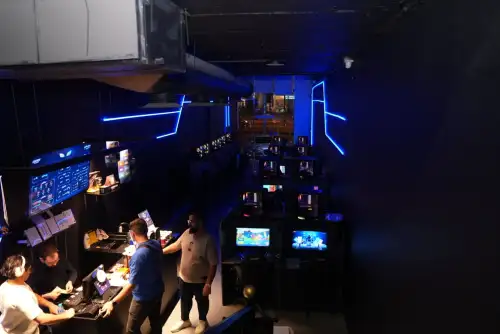 صالة رياضات الكترونية - صورة 3 للإيجار | استأجر