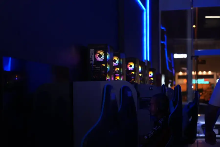 صالة رياضات الكترونية - الصورة الرئيسية للإيجار | استأجر