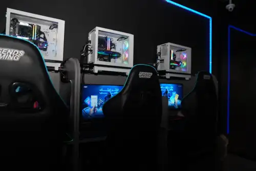 كمبيوتر قيمنق احترافي - صورة 2 للإيجار | استأجر