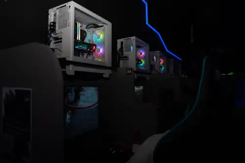 كمبيوتر قيمنق احترافي - صورة 5 للإيجار | استأجر