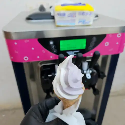 آلة آيس كريم - صورة 2 للإيجار | استأجر