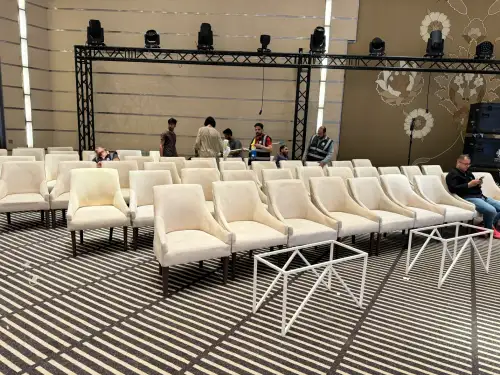 small sofa chair - Image 3 for rent | Estajer