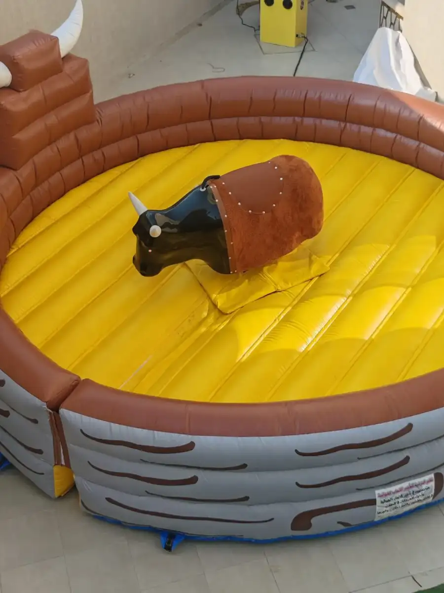 لعبة الثور الميكانيكي الشيقة - هل يمكنك البقاء على ظهر الثور؟ 68 - الصورة الرئيسية للإيجار | استأجر