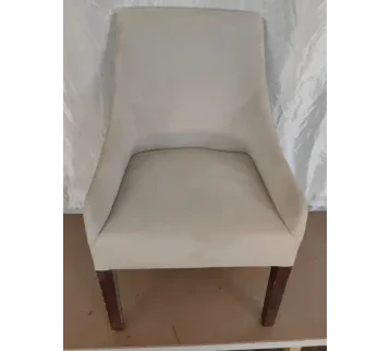 كنب مبطن بقماش فاخر مثالي للاستخدام في الفعاليات والحفلات والمكاتب للإيجار | استأجر