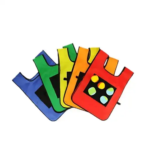 لعبة القمصان الملونة والكور اللاصقة - لعبة تصويب ممتعة وملونة 86 - صورة 2 للإيجار | استأجر