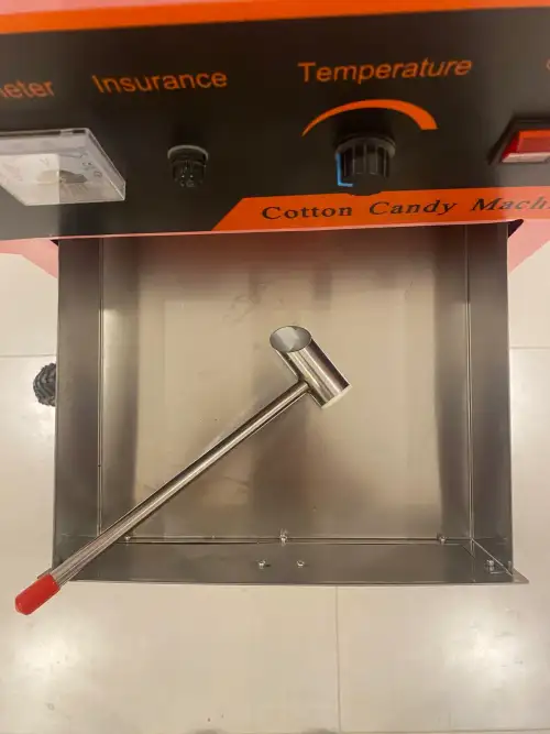 آلة غزل البنات لتقديم الحلوى في الحفلات والمناسبات - صورة 5 للإيجار | استأجر