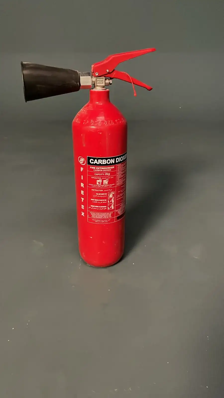 طفاية حريق/ بروب تصوير سينمائي - الصورة الرئيسية للإيجار | استأجر