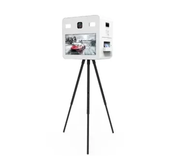 فوتو بوث تاور مع إضاءة وسجاد وحواجز 2  " 264 للإيجار | استأجر