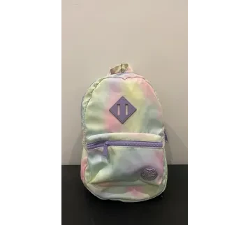 شنطة ظهر – ديكور تصوير سينمائي للإيجار | استأجر