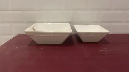 Serving Plate – Cinematic Props - Image 2 for rent | Estajer