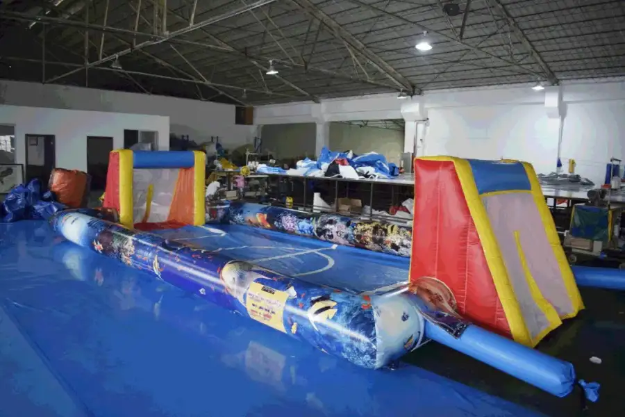 ملعب صابوني ضخم - تصميم مبتكر لمرح جماعي لا يُنسى 5 - الصورة الرئيسية للإيجار | استأجر