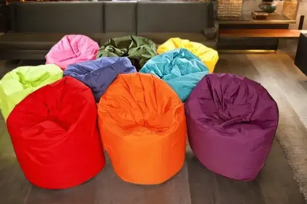 بين باج ملون بألوان زاهية وعصرية - الصورة الرئيسية للإيجار | استأجر