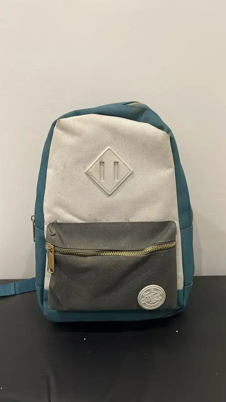 Backpack – Film Production Decor - Main image for rent | Estajer