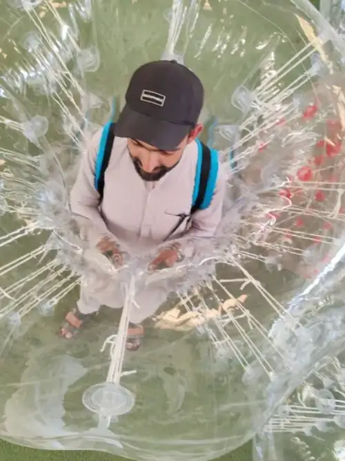 لعبة كور التصادم الهوائية الممتعة - للأطفال والمراهقين، لتجربة لعب حماسية وآمنة 61 - صورة 5 للإيجار | استأجر