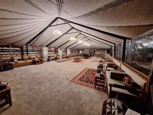 Round eeeeeeeeeeeeeeeeerrrrr - Image 4 for rent | Estajer