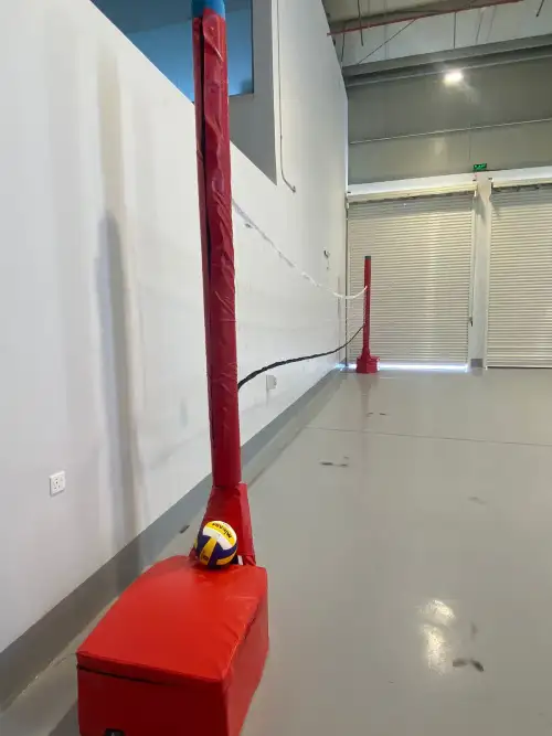 ملعب كرة الطائرة بالشبك والقواعد 138 - صورة 3 للإيجار | استأجر