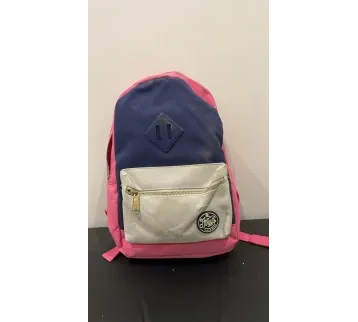 شنطة ظهر – ديكور تصوير سينمائي للإيجار | استأجر