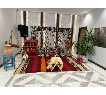 Popular heritage corner for rent | Estajer