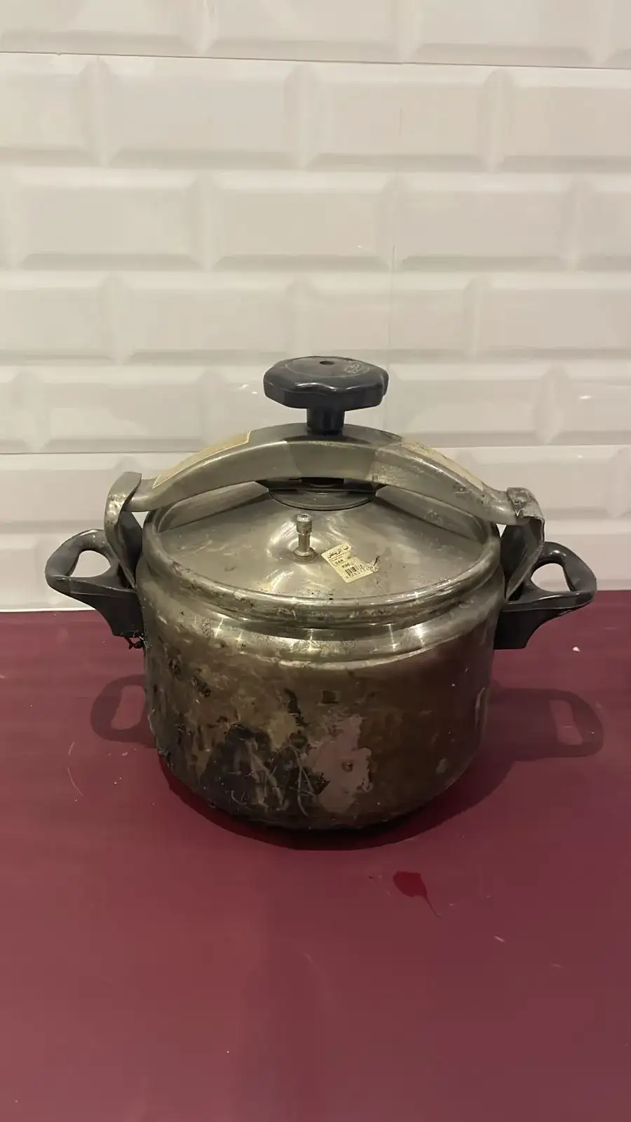 Cooking Pot – Film Production Props - Main image for rent | Estajer