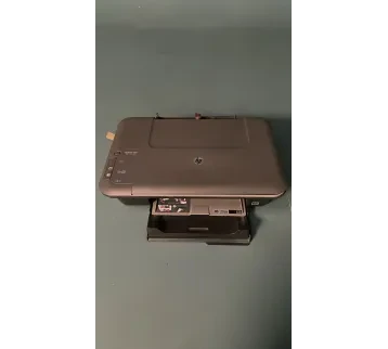 طابعة اتش بي أسود للمكتب – ديكور (Decor) سينمائي للإيجار | استأجر