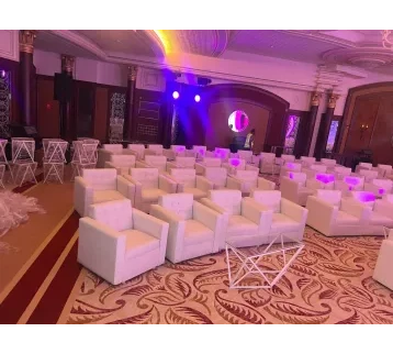 Luxury leather sofas for rent | Estajer