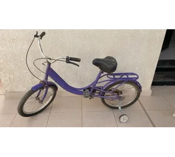 دراجة هوائية أطفال لون بنفسجي – بروبس سينمائي للإيجار | استأجر