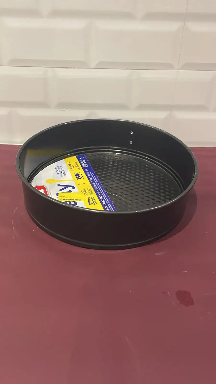 Cake Tray – Film Production Props - Main image for rent | Estajer