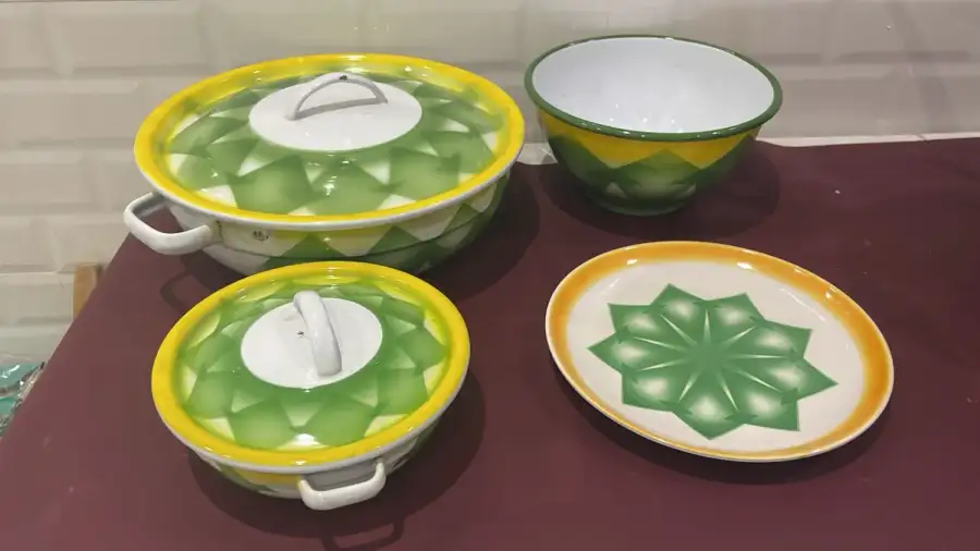 Serving Set – Film Production Props - Main image for rent | Estajer