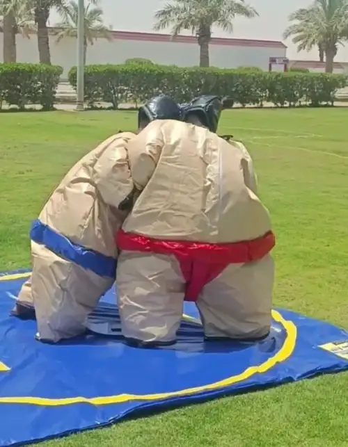 لعبة مصارعة السومو المطاطية - تجربة فكاهية وتحديات بدنية آمنة 59 - صورة 2 للإيجار | استأجر