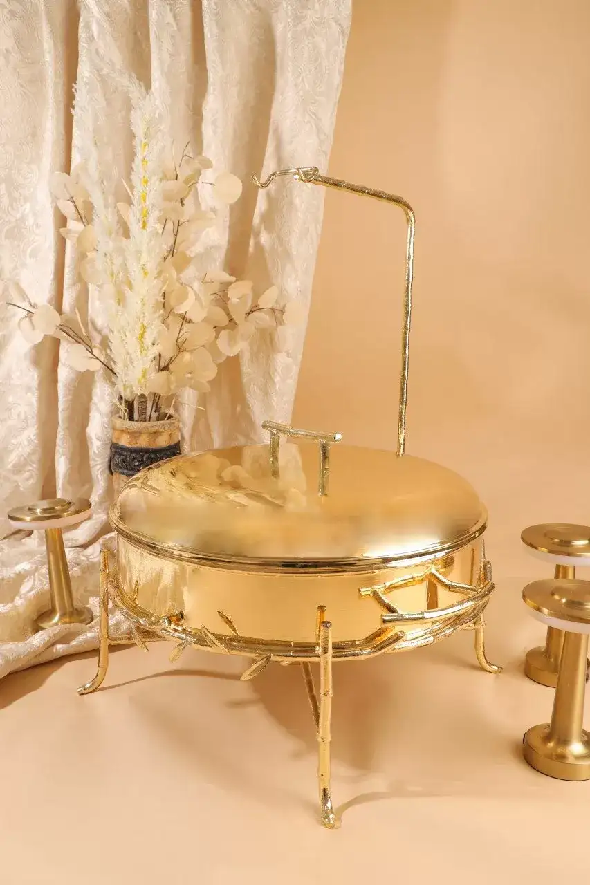 سخان بوفيه ملكي + صحن للمقبلات - الصورة الرئيسية للإيجار | استأجر