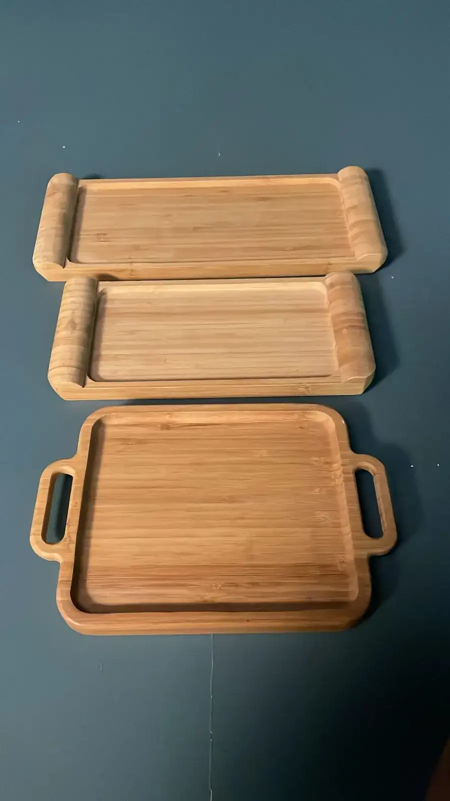 طقم صواني خشبية – بروبس (Props) سينمائية - الصورة الرئيسية للإيجار | استأجر