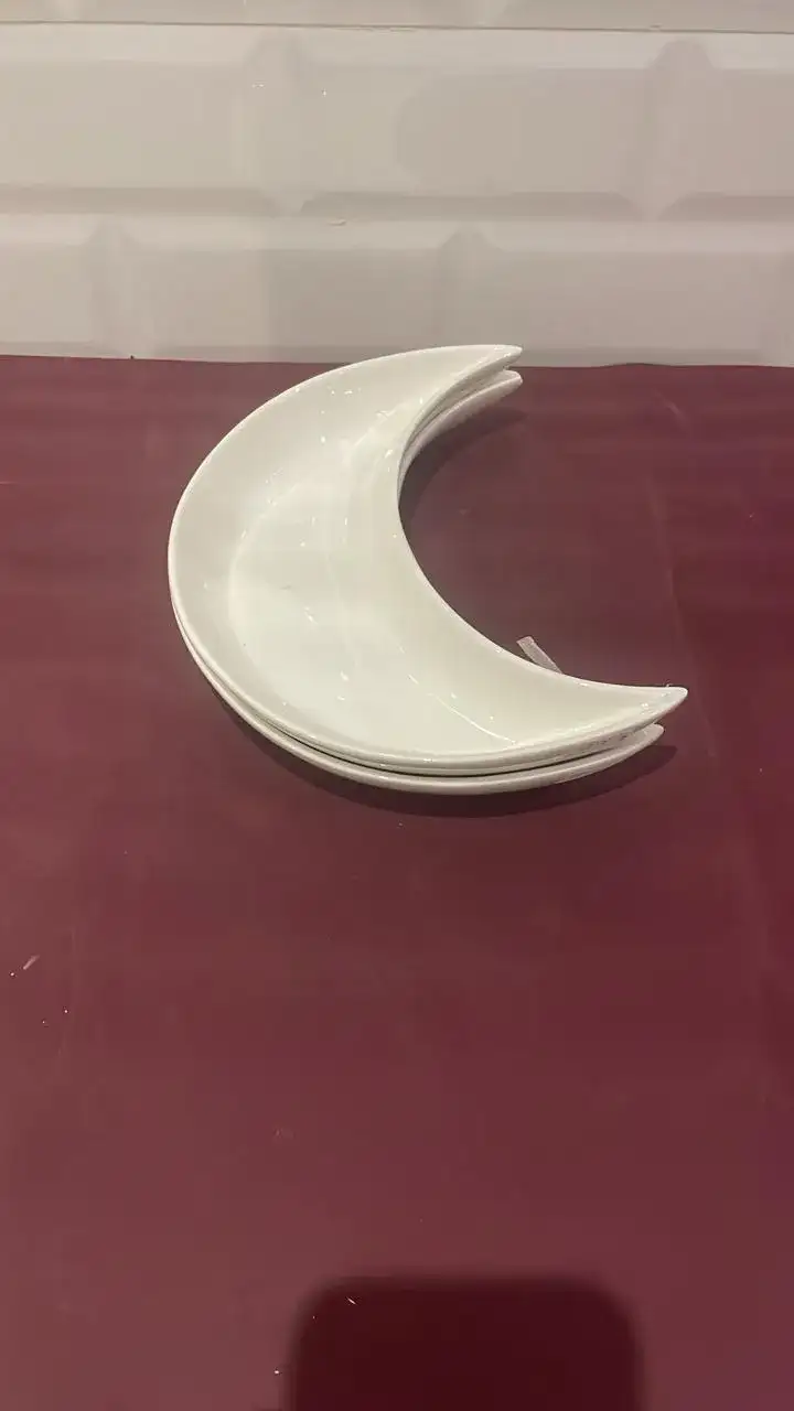 Serving Plate – Cinematic Prop - Main image for rent | Estajer