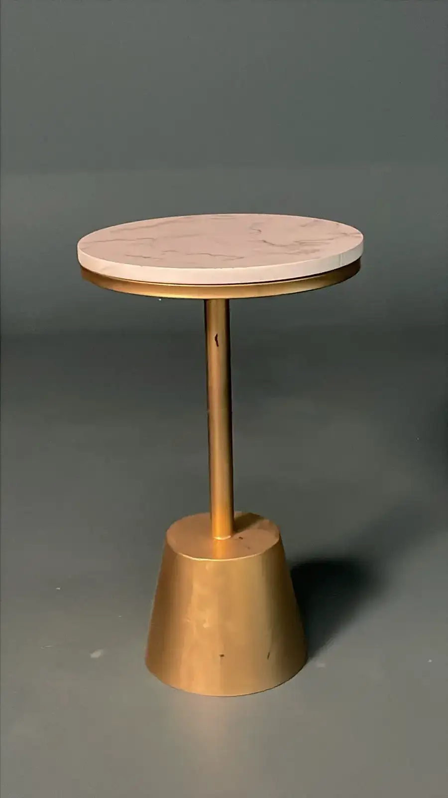 Serving Tables – Cinematic Decor - Main image for rent | Estajer