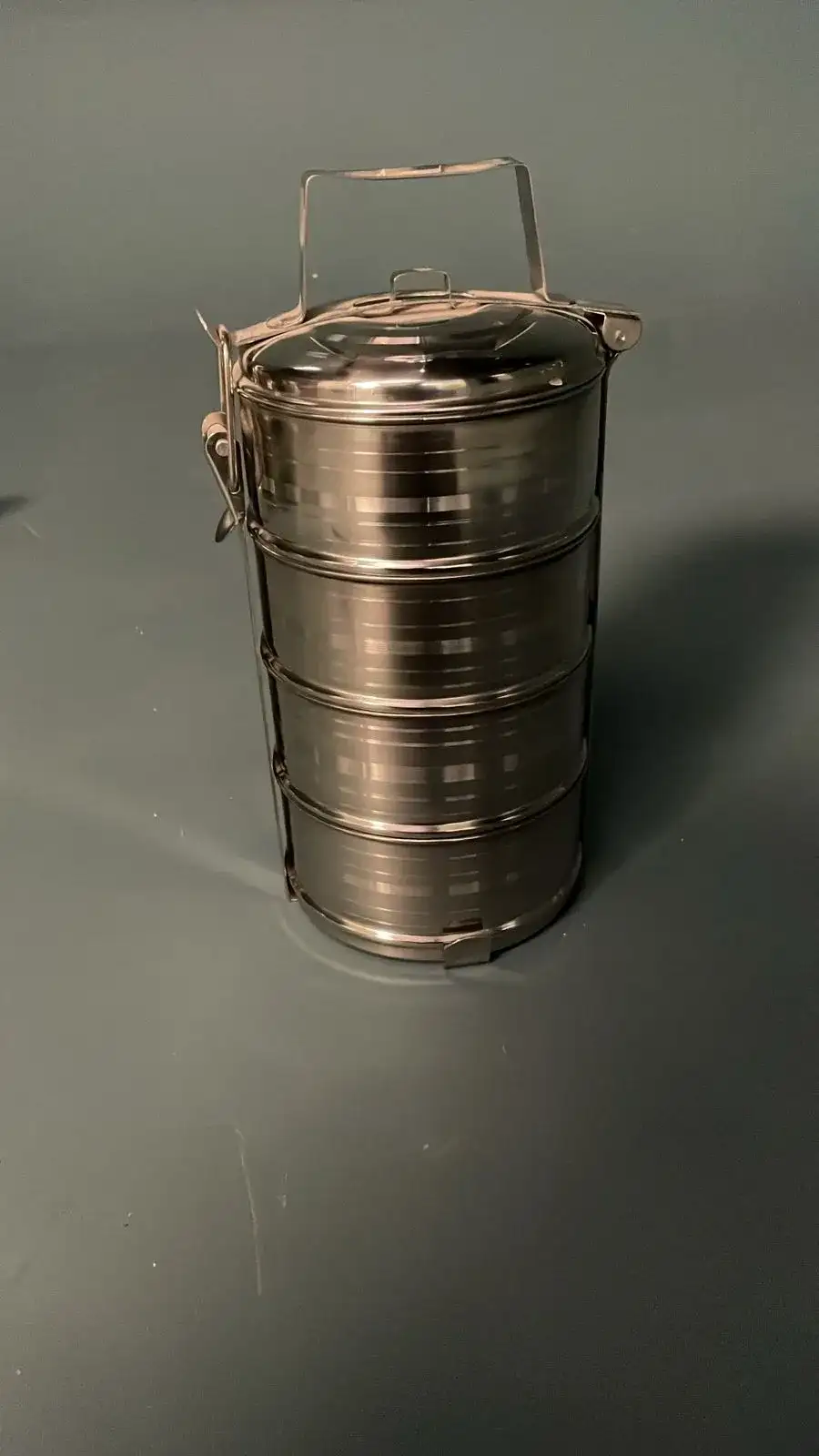 Metal Food Container Set – Cinematic Prop - Main image for rent | Estajer