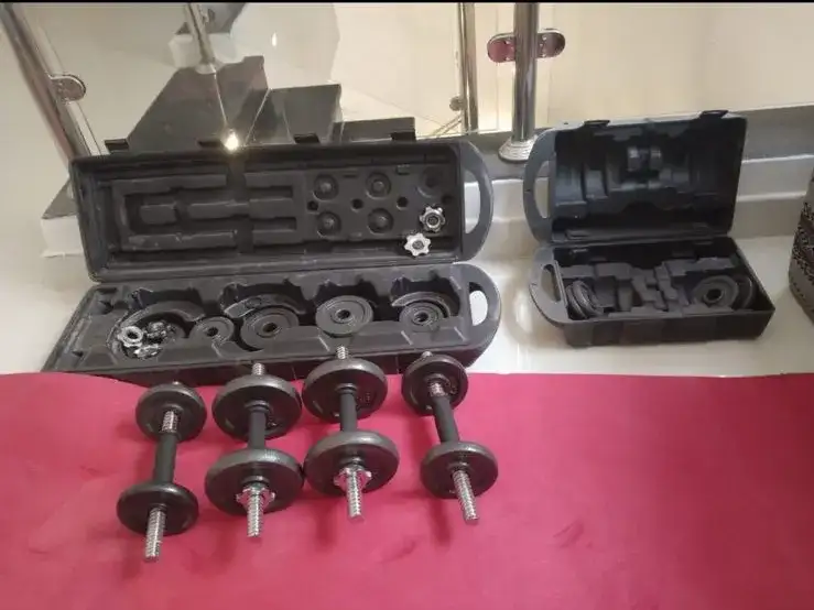 أثقال حديد رياضية – بروبس سينمائي - الصورة الرئيسية للإيجار | استأجر