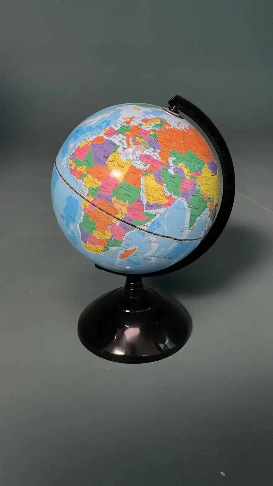 Globe Sphere – Cinematic Prop - Main image for rent | Estajer