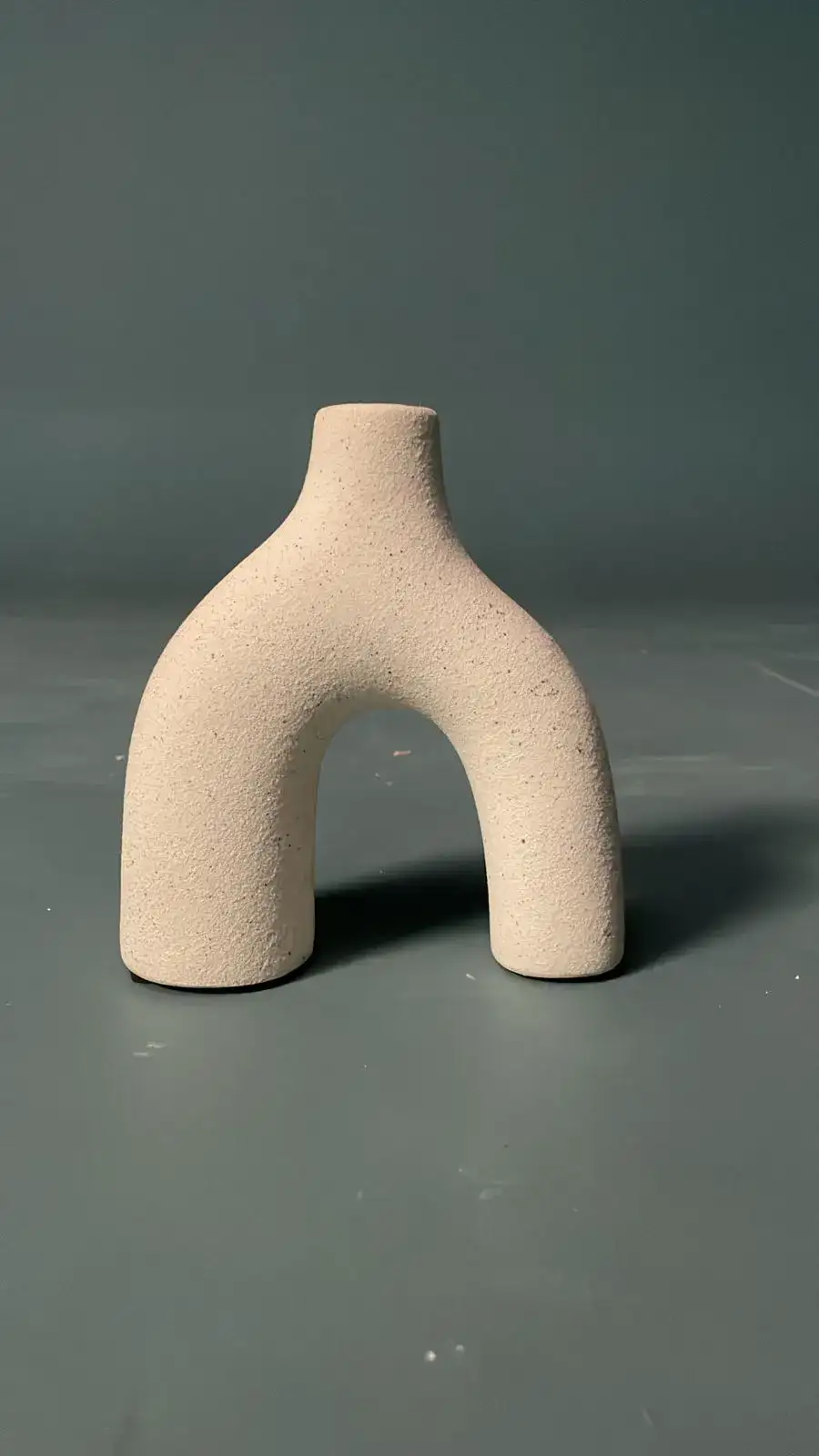 Miniature Modern Relic Prop Filming  - Main image for rent | Estajer