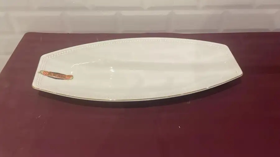 Serving Plate – Cinematic Prop - Main image for rent | Estajer