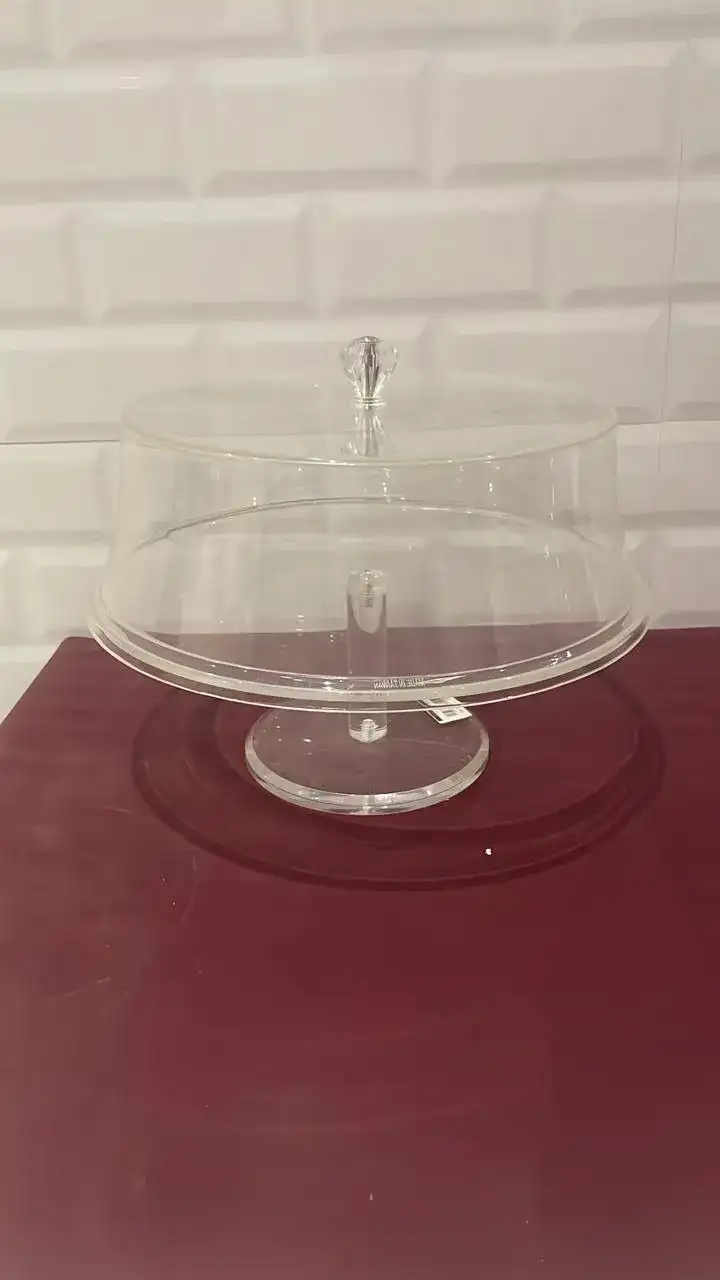 حافظة كيك – بروبس سينمائي - الصورة الرئيسية للإيجار | استأجر