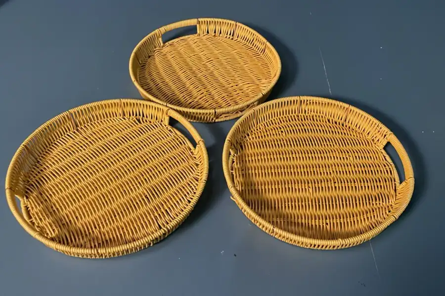 Wicker Tray Set – Cinematic Props - Main image for rent | Estajer