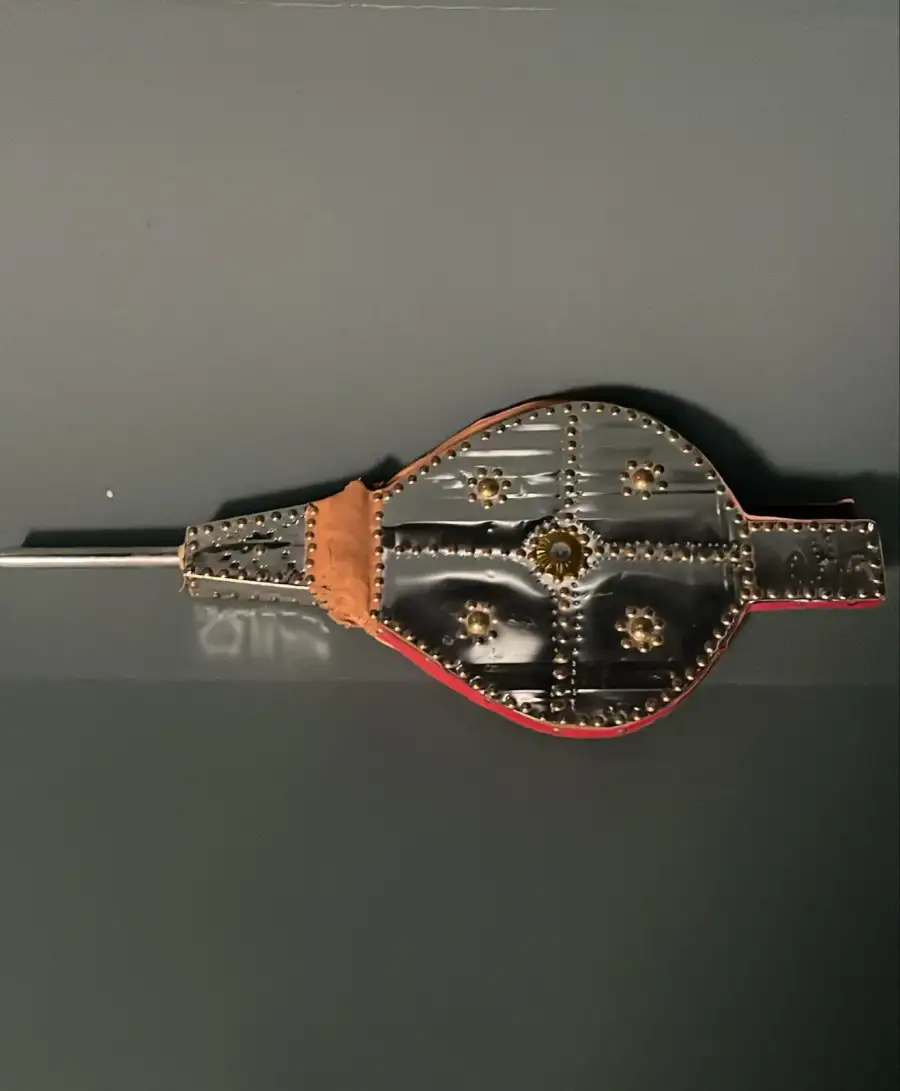 منفاخ جمر تراثي – بروب تصوير سينمائي - الصورة الرئيسية للإيجار | استأجر